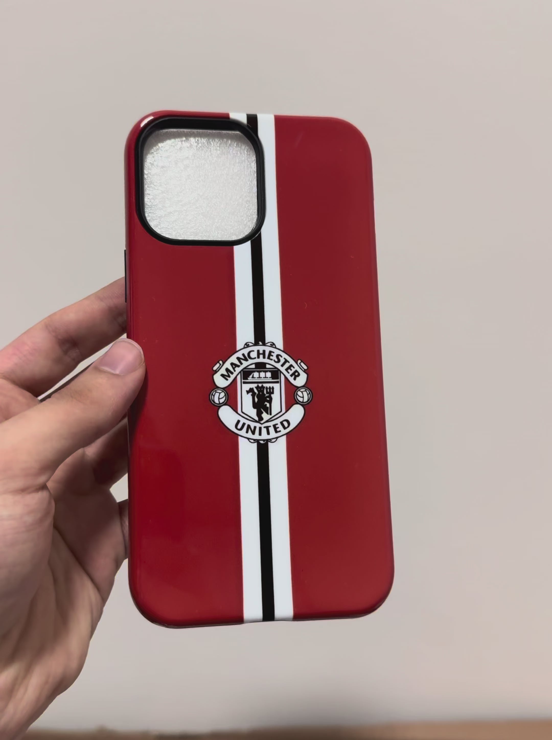 Load video: Devils We Are | Man United